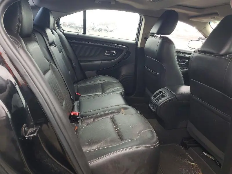 2010 FORD TAURUS LIMITED  