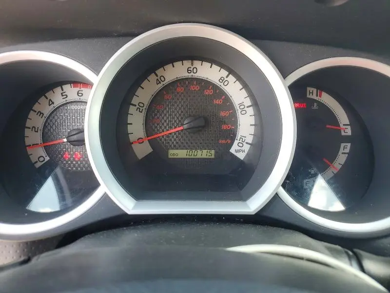2011 TOYOTA TACOMA BASE  
