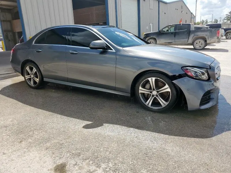 2017 MERCEDES-BENZ E 300  