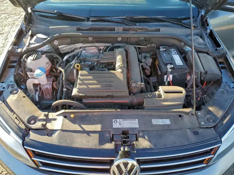 2016 VOLKSWAGEN JETTA SE  