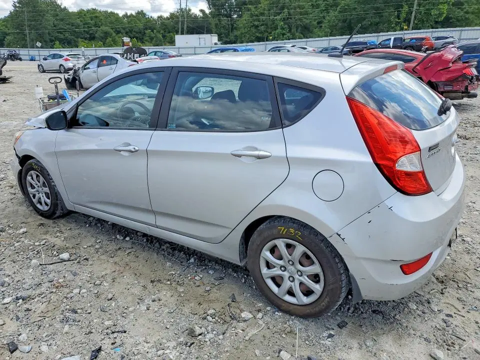 2012 HYUNDAI ACCENT GS  