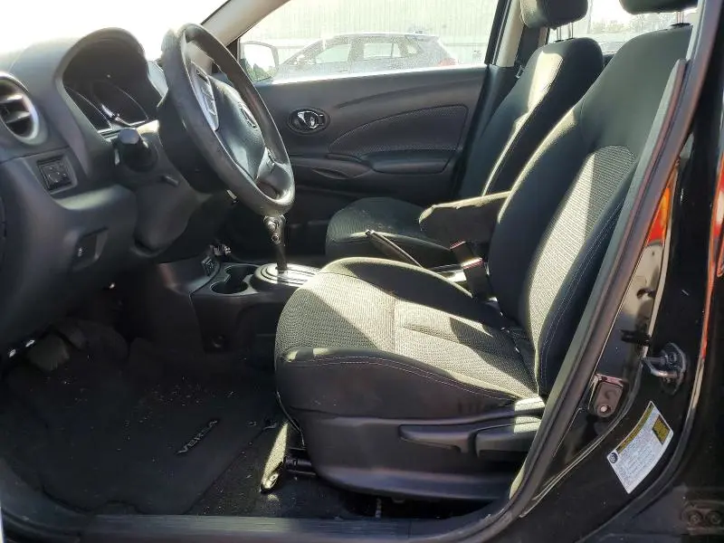 2018 NISSAN VERSA SV  