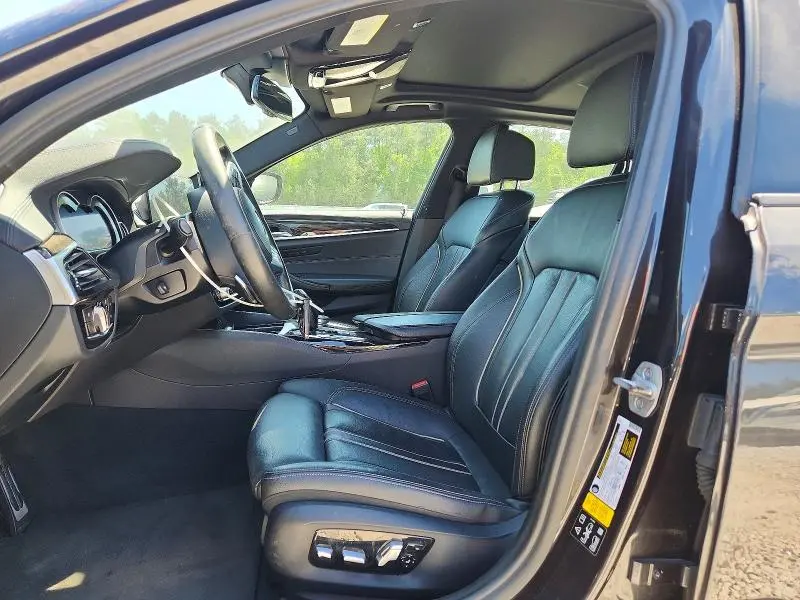 2018 BMW 540 XI  