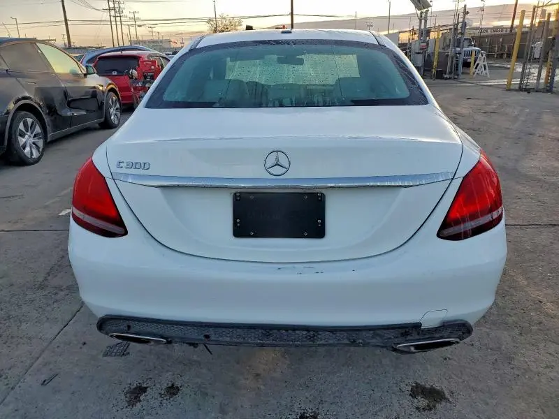 2019 MERCEDES-BENZ C 300  
