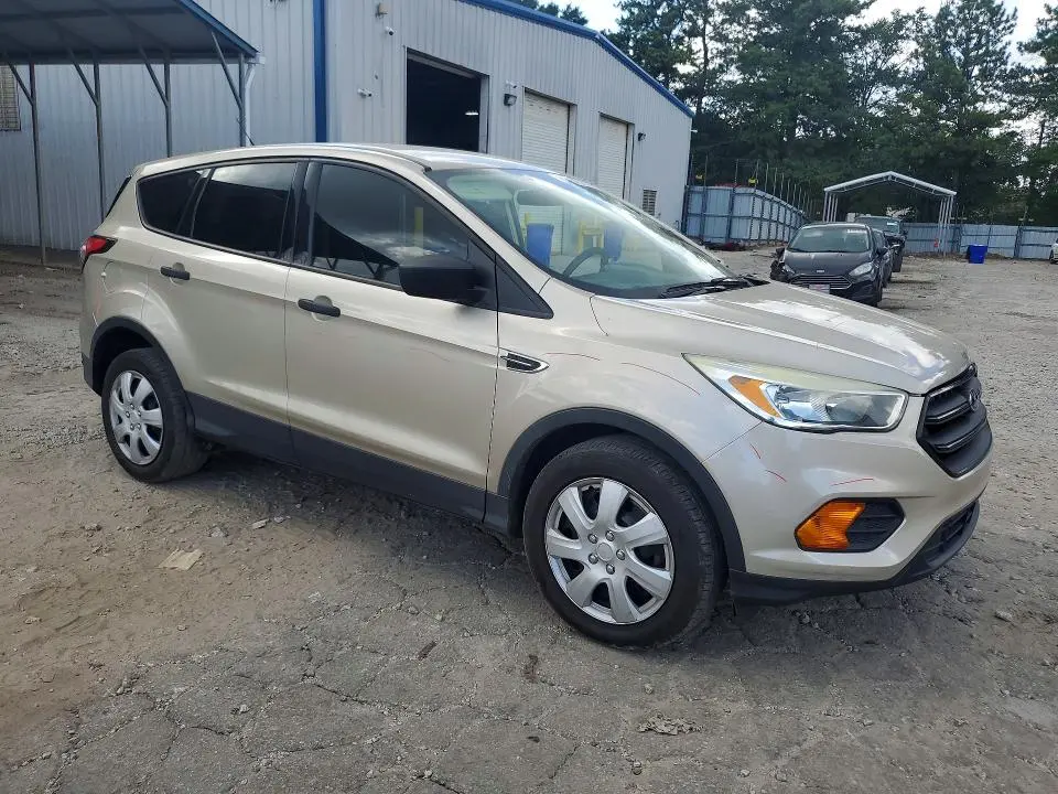 2017 FORD ESCAPE S  
