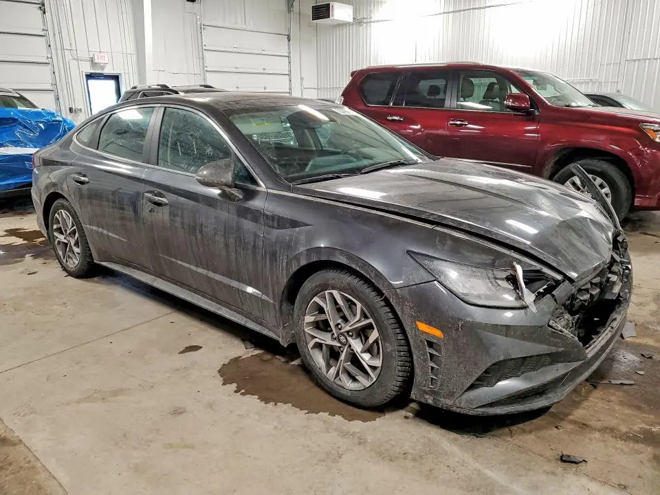 2022 HYUNDAI SONATA SEL  