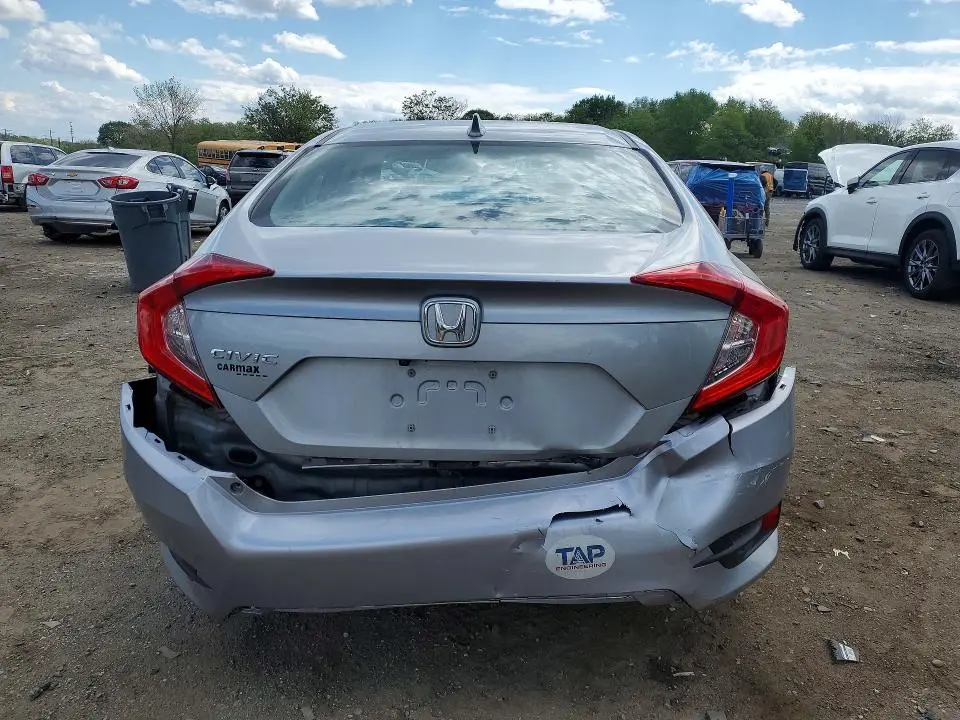 2018 HONDA CIVIC EX  