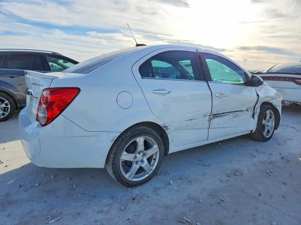 2015 CHEVROLET SONIC LTZ  