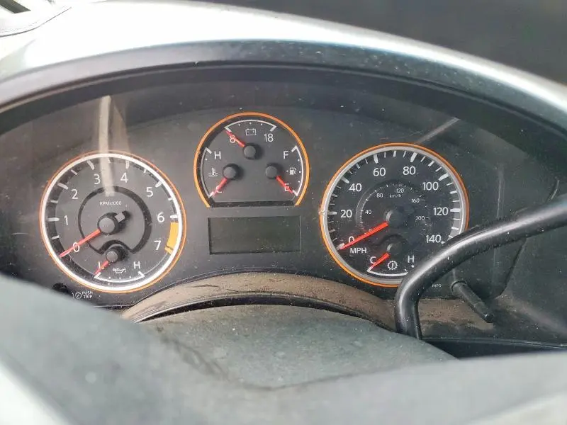 2010 NISSAN TITAN XE  