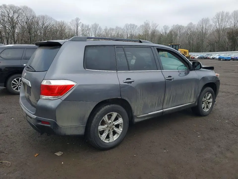 2012 TOYOTA HIGHLANDER   
