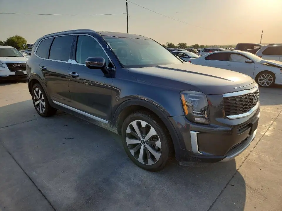 2022 KIA TELLURIDE S  