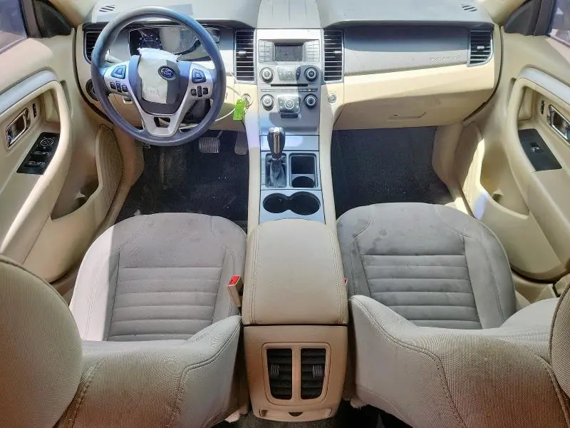 2018 FORD TAURUS SE  