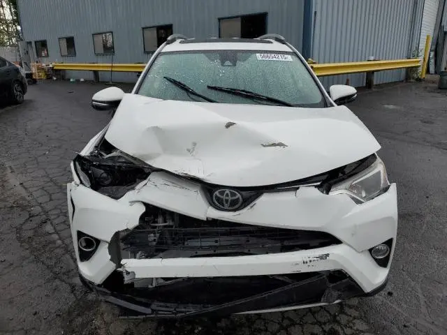 2017 TOYOTA RAV4 XLE  