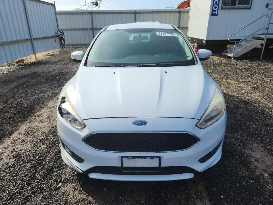 2016 FORD FOCUS SE  