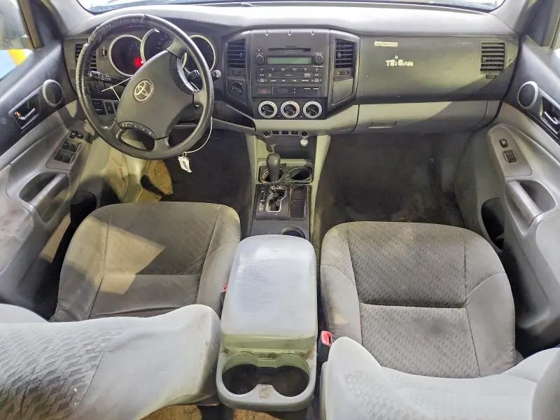 2011 TOYOTA TACOMA V6  