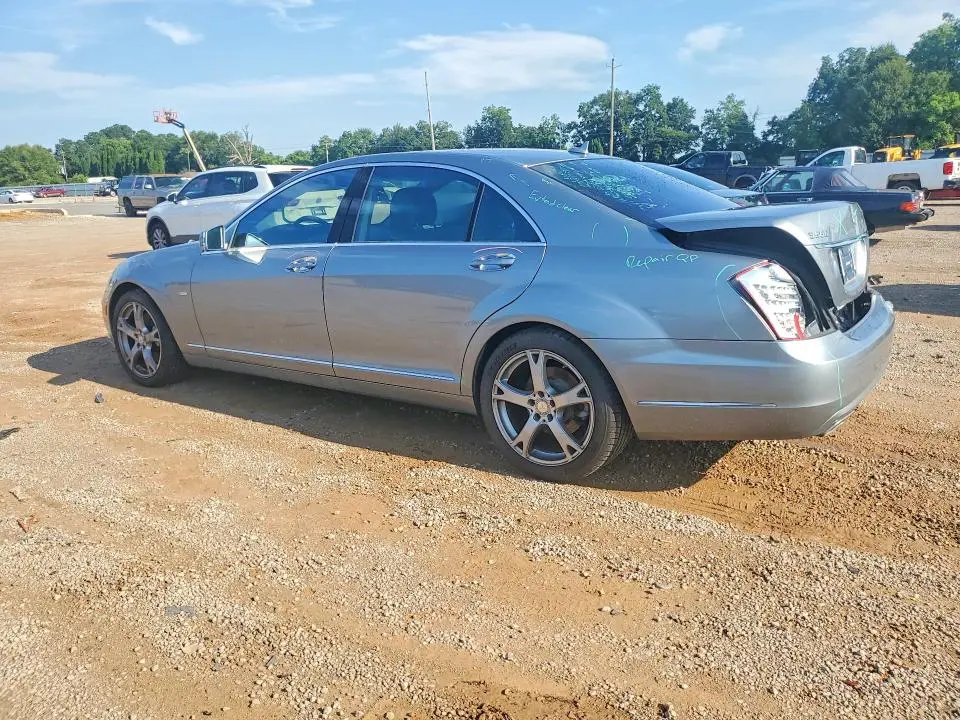 2012 MERCEDES-BENZ S 550  