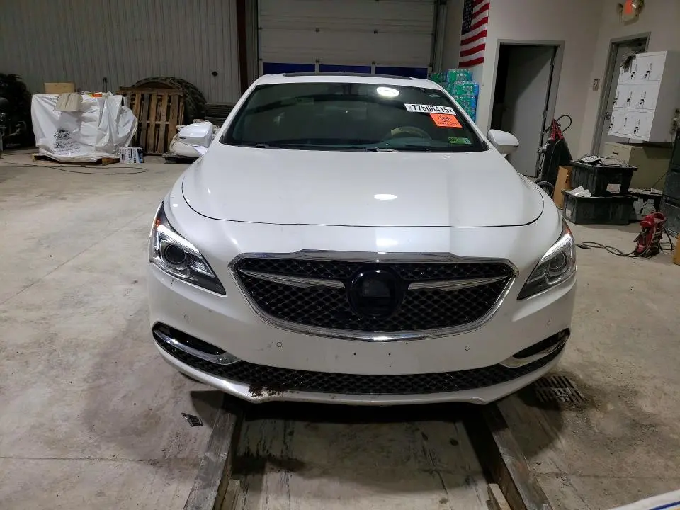 2019 BUICK LACROSSE AVENIR  