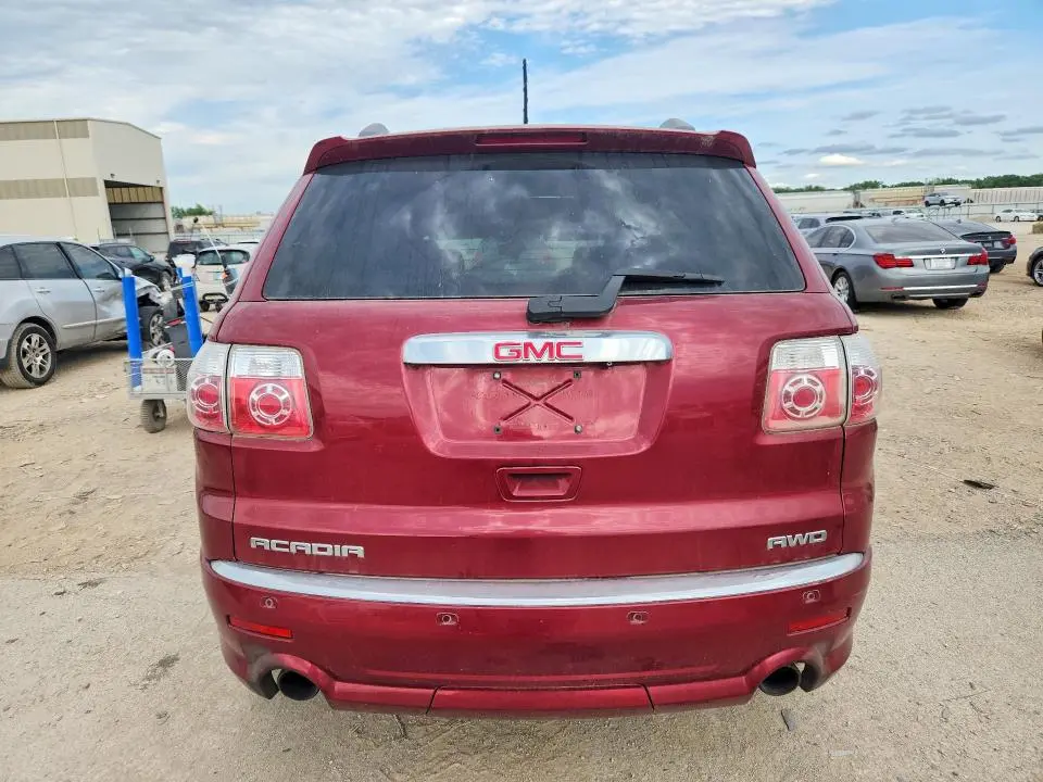 2011 GMC ACADIA DENALI  