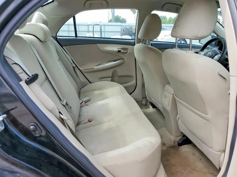 2012 TOYOTA COROLLA LE  