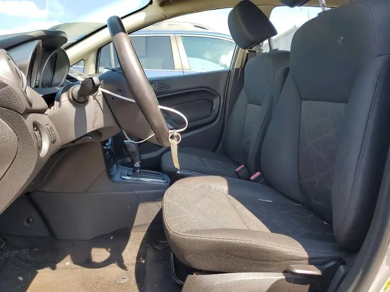 2013 FORD FIESTA SE  