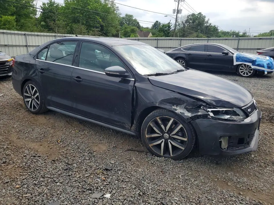 2013 VOLKSWAGEN JETTA GLI  
