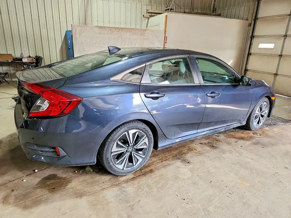 2018 HONDA CIVIC EX  