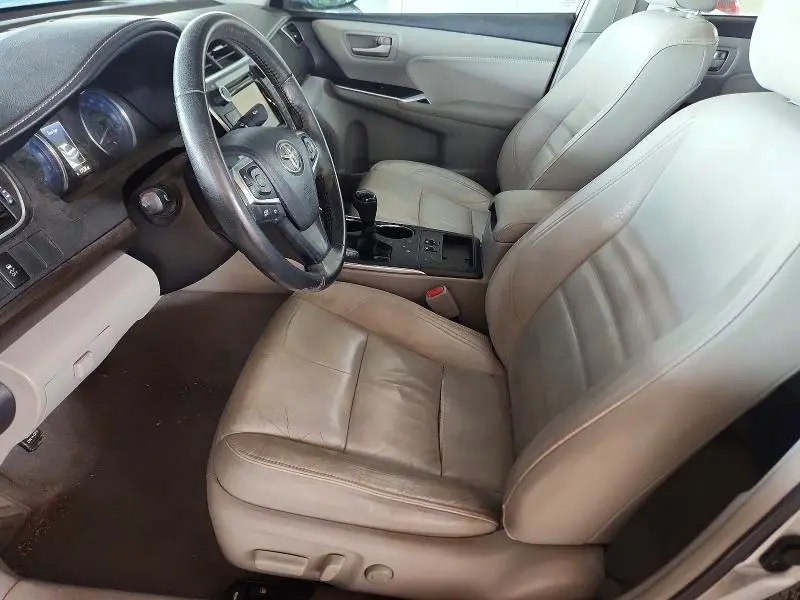 2016 TOYOTA CAMRY XLE  