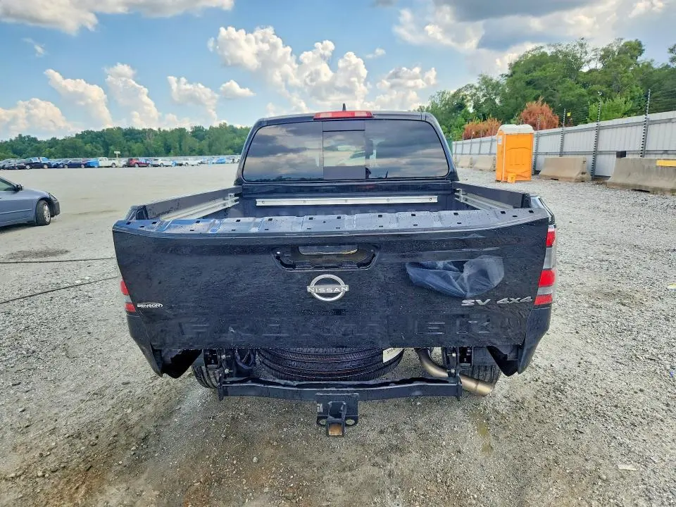 2024 NISSAN FRONTIER SV  