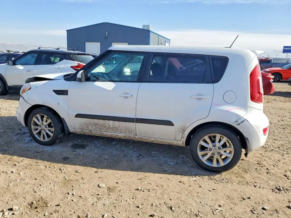 2013 KIA SOUL +  
