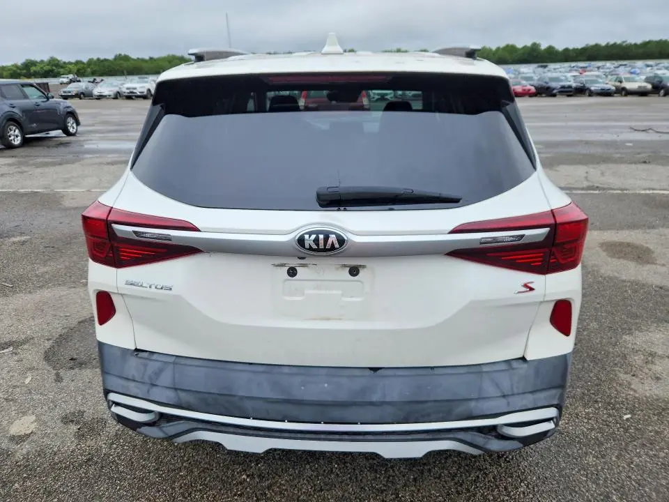 2021 KIA SELTOS S  