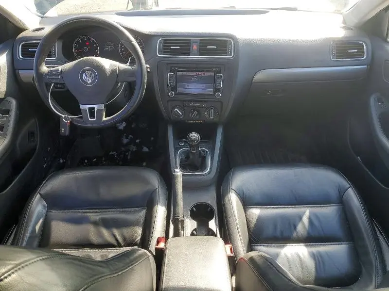 2013 VOLKSWAGEN JETTA SEL  