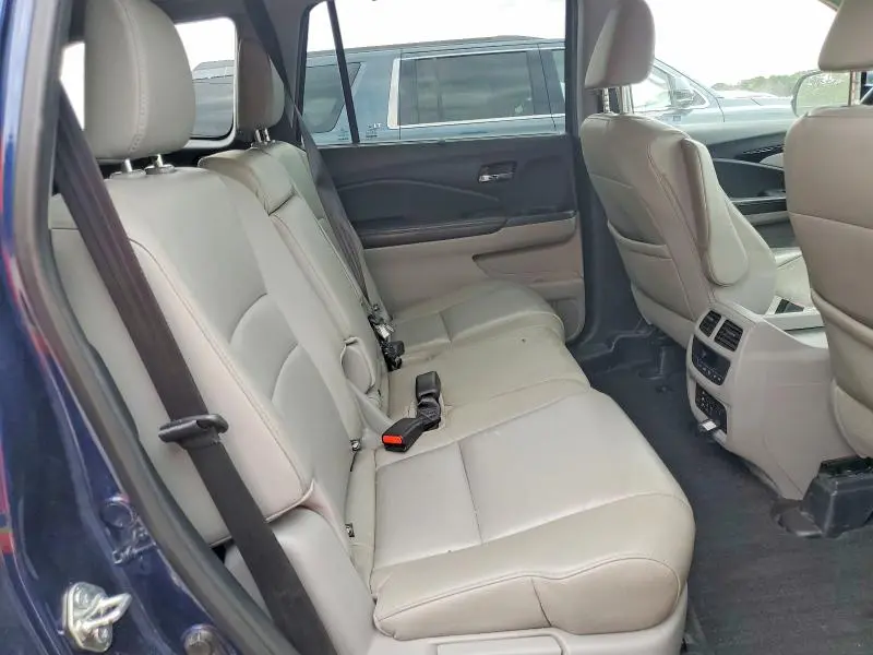 2017 HONDA PILOT TOURING  