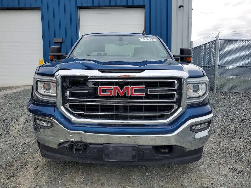 2017 GMC SIERRA K1500 SLE  