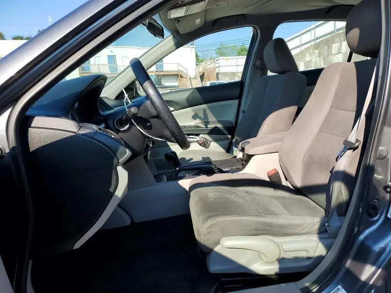 2011 HONDA ACCORD LX  