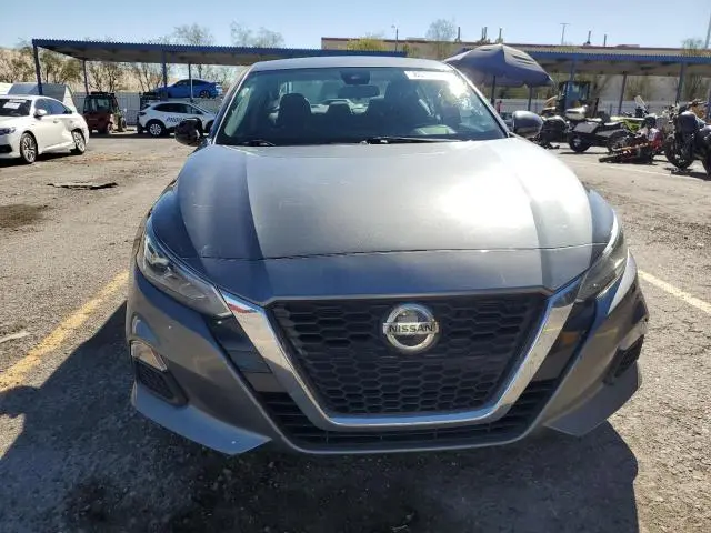2021 NISSAN ALTIMA SV  