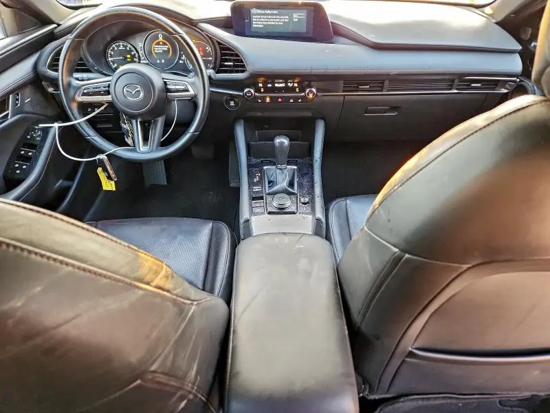 2019 MAZDA 3 PREMIUM  