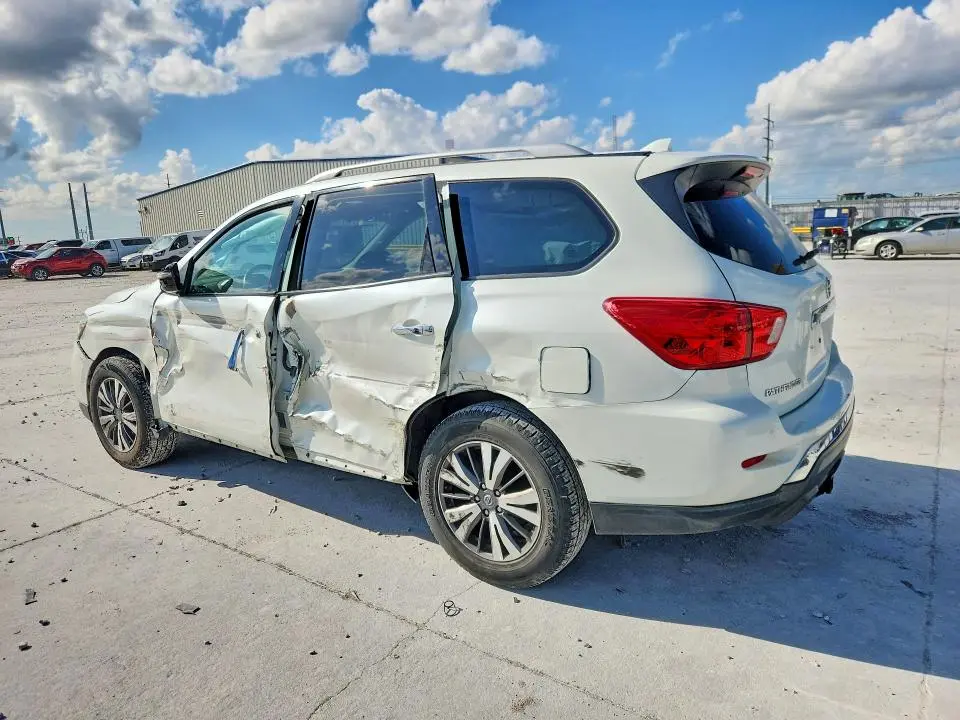 2020 NISSAN PATHFINDER SV  