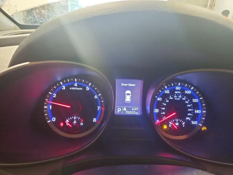 2016 HYUNDAI SANTA FE SE  