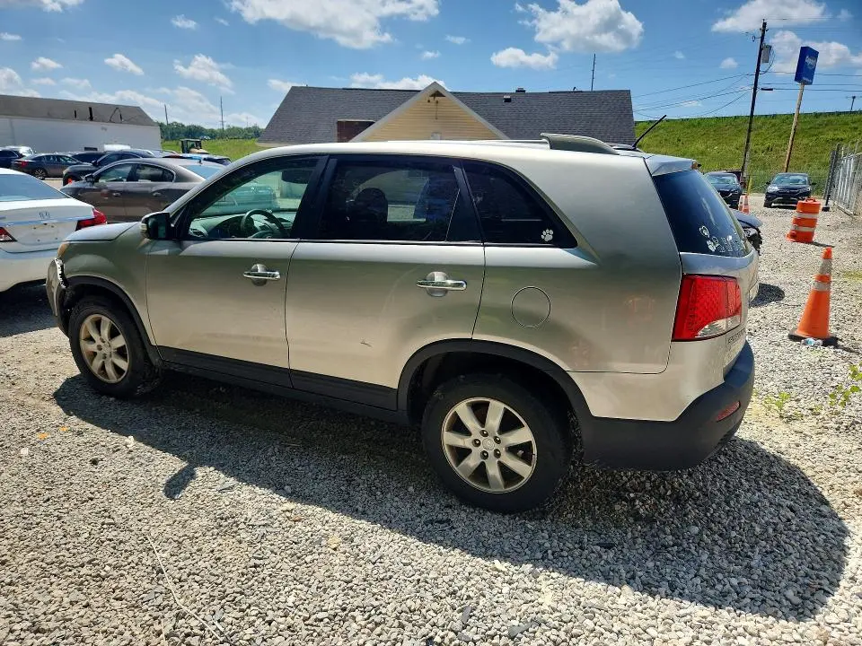 2012 KIA SORENTO LX  
