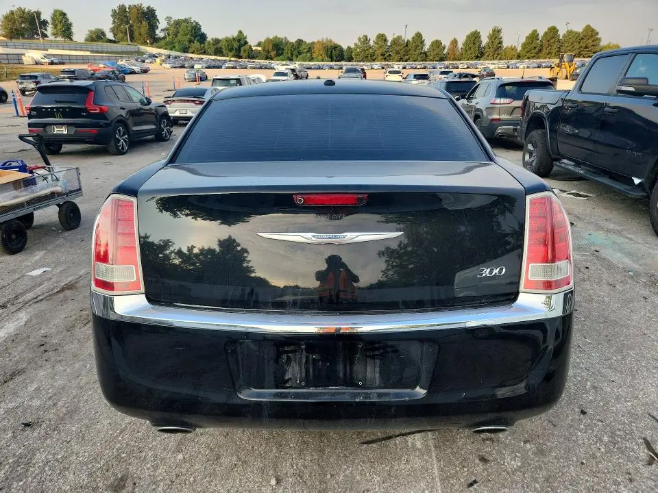 2014 CHRYSLER 300   