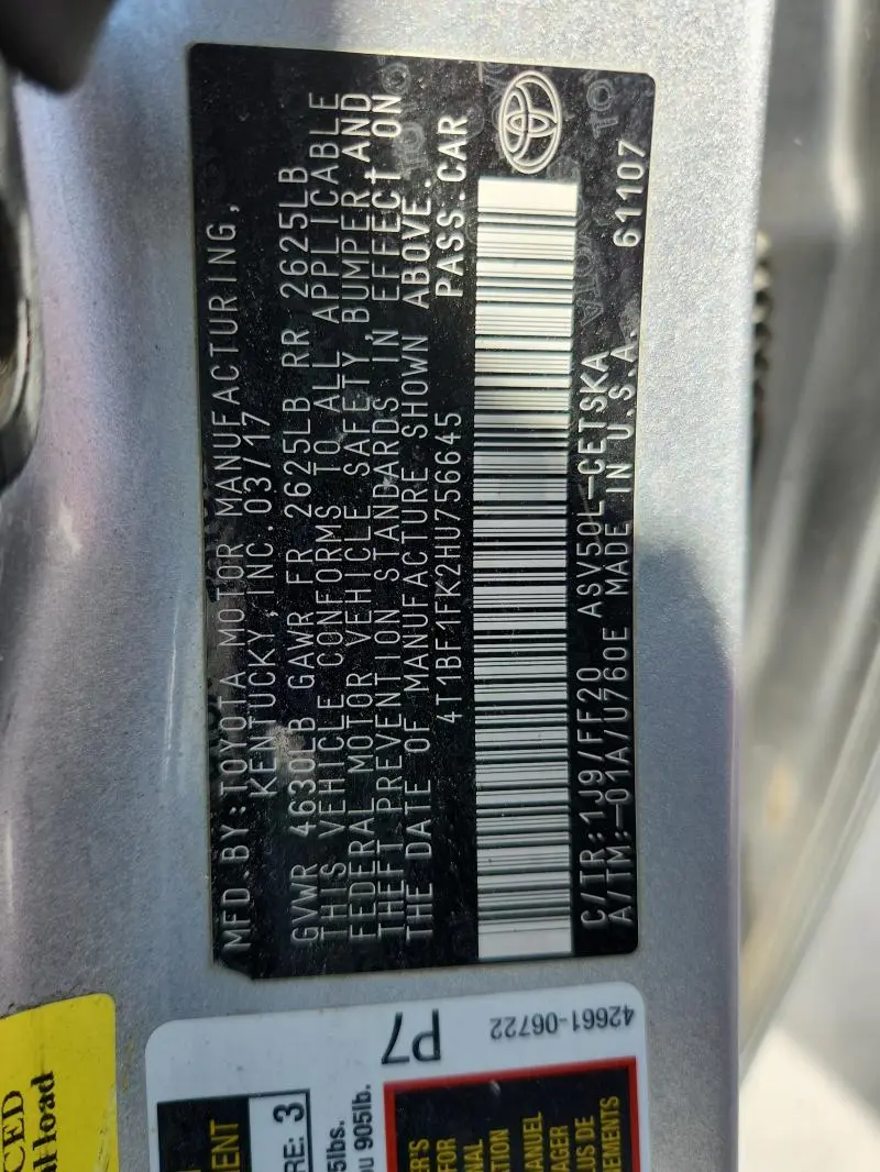 2017 TOYOTA CAMRY LE  