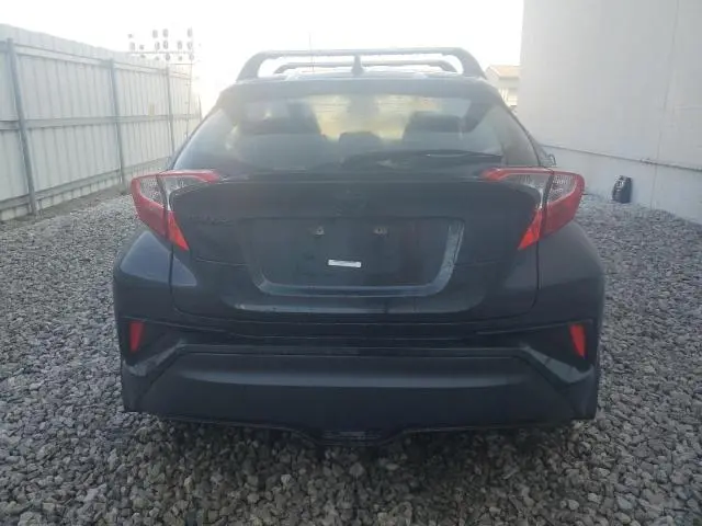 2021 TOYOTA C-HR XLE