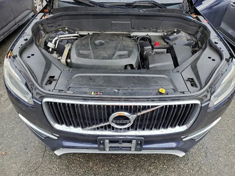 2016 VOLVO XC90 T6  