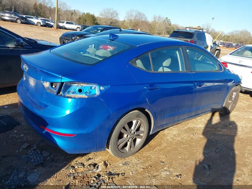2017 HYUNDAI ELANTRA SE