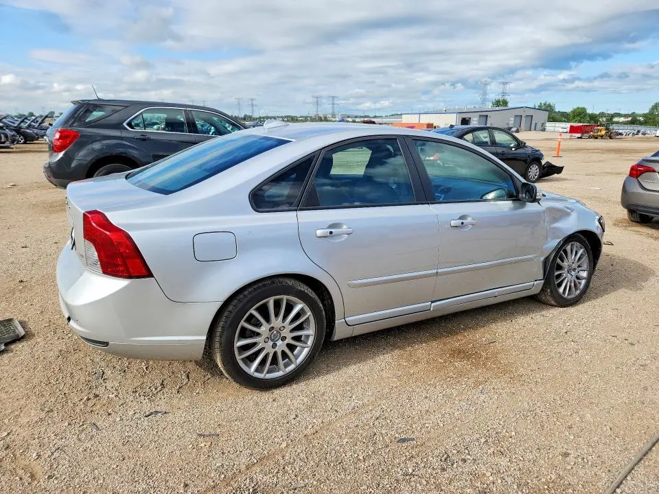 2010 VOLVO S40 2.4I  