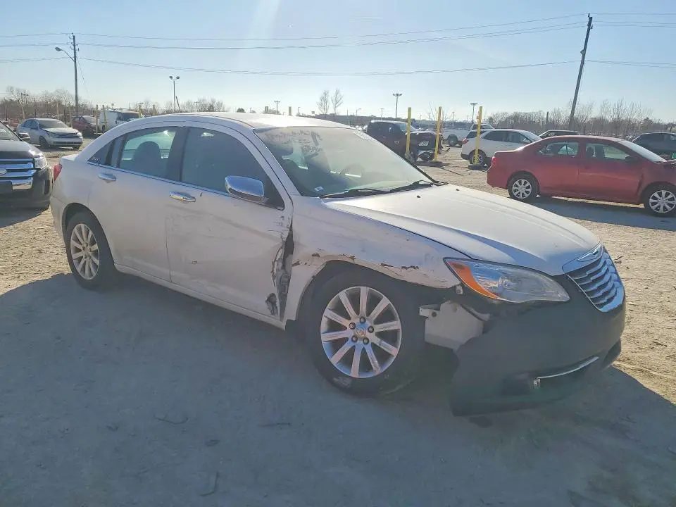 2014 CHRYSLER 200 LIMITED  