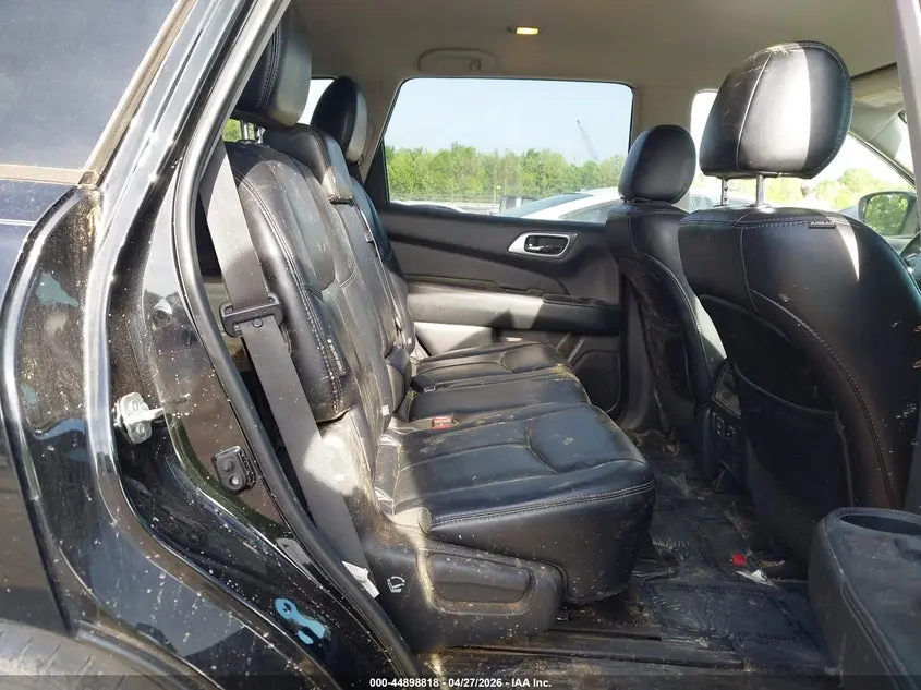 2018 NISSAN PATHFINDER SL