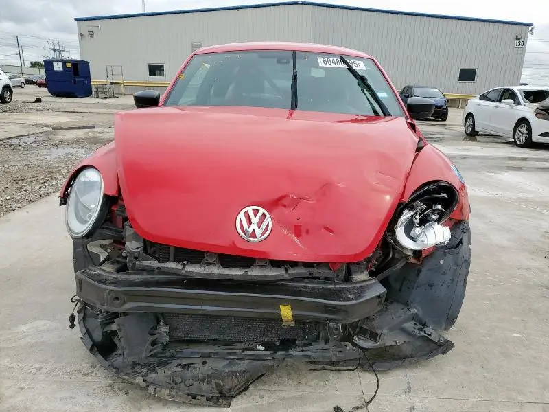 2013 VOLKSWAGEN BEETLE   