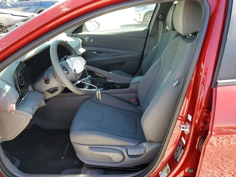 2024 HYUNDAI ELANTRA BLUE  