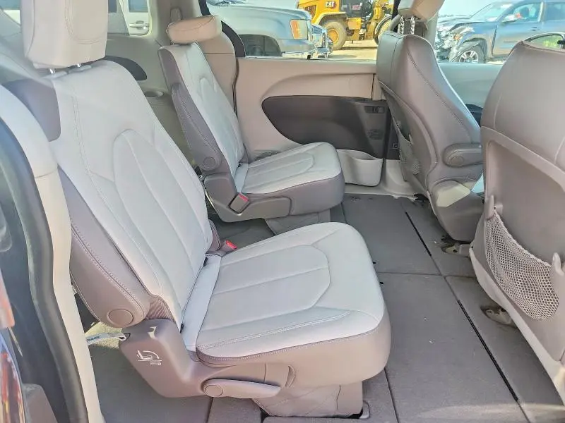2017 CHRYSLER PACIFICA TOURING L  